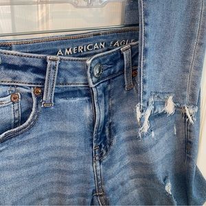 Frayed Hem Skinny American Eagle Jean